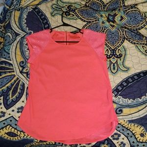 Express Polyester Coral Shirt Size - Small